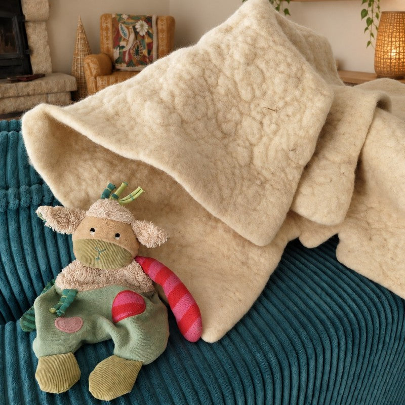 Couverture bébé en laine vierge feutrée (90*90cm)